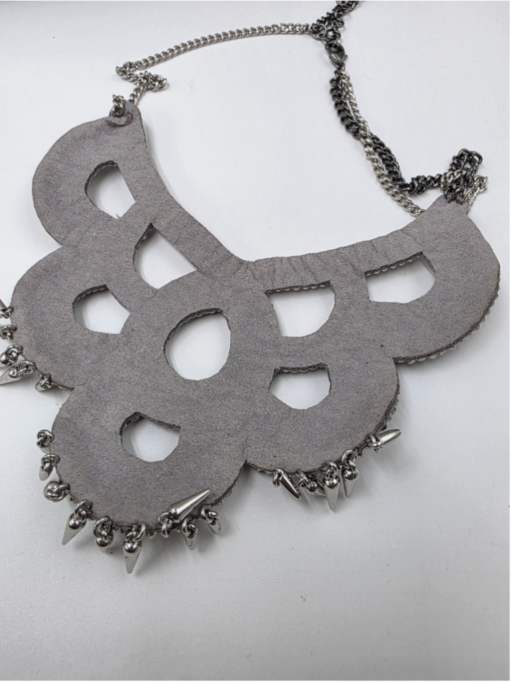 Stella & Dot Tallulah Statement Necklace Silver Tone Crystal Bib Necklace - Picture 8 of 9